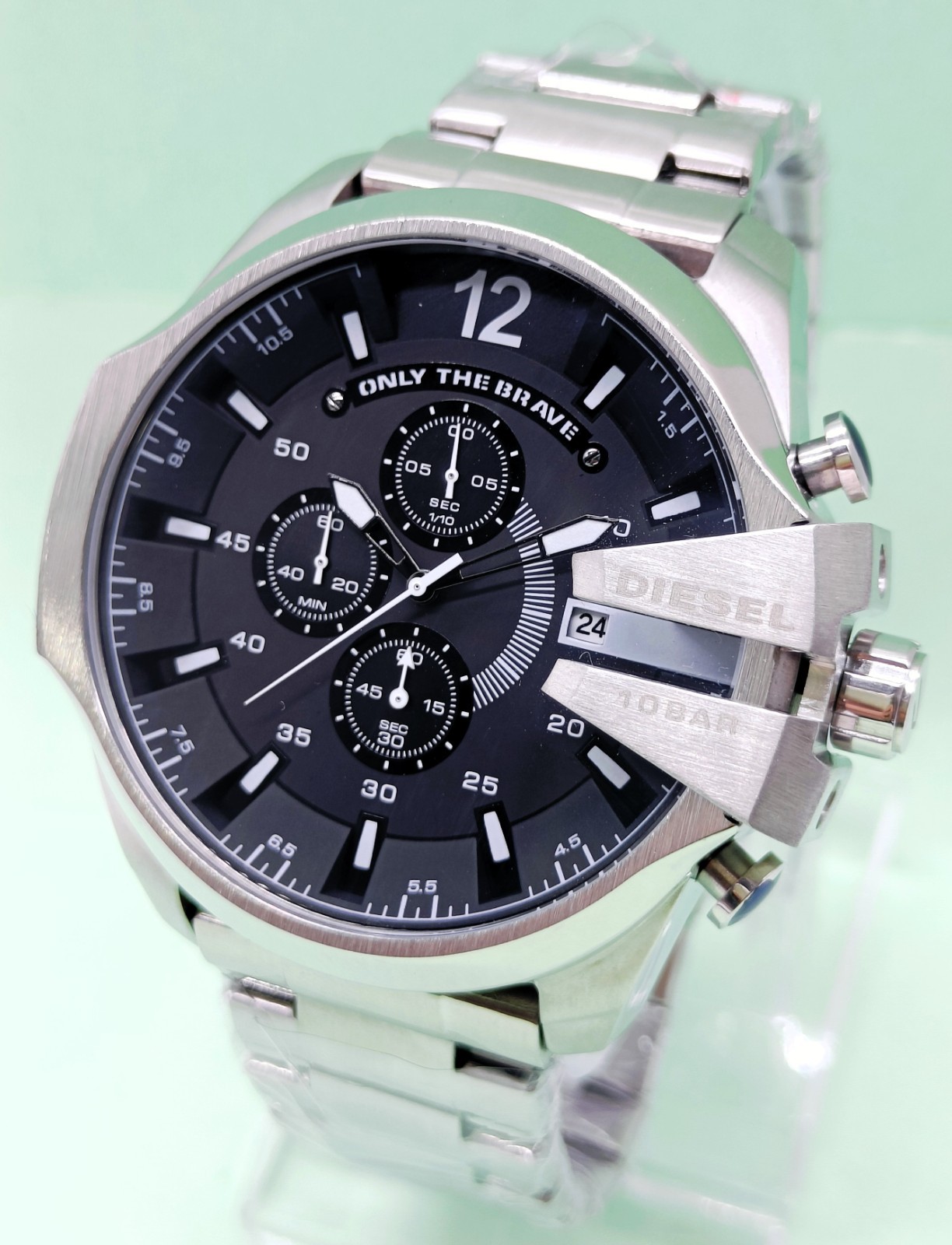 Fabulous Diesel 10 Bar “ONLY THE BRAVE” Chronograph Quartz Men’s Wrist Watch