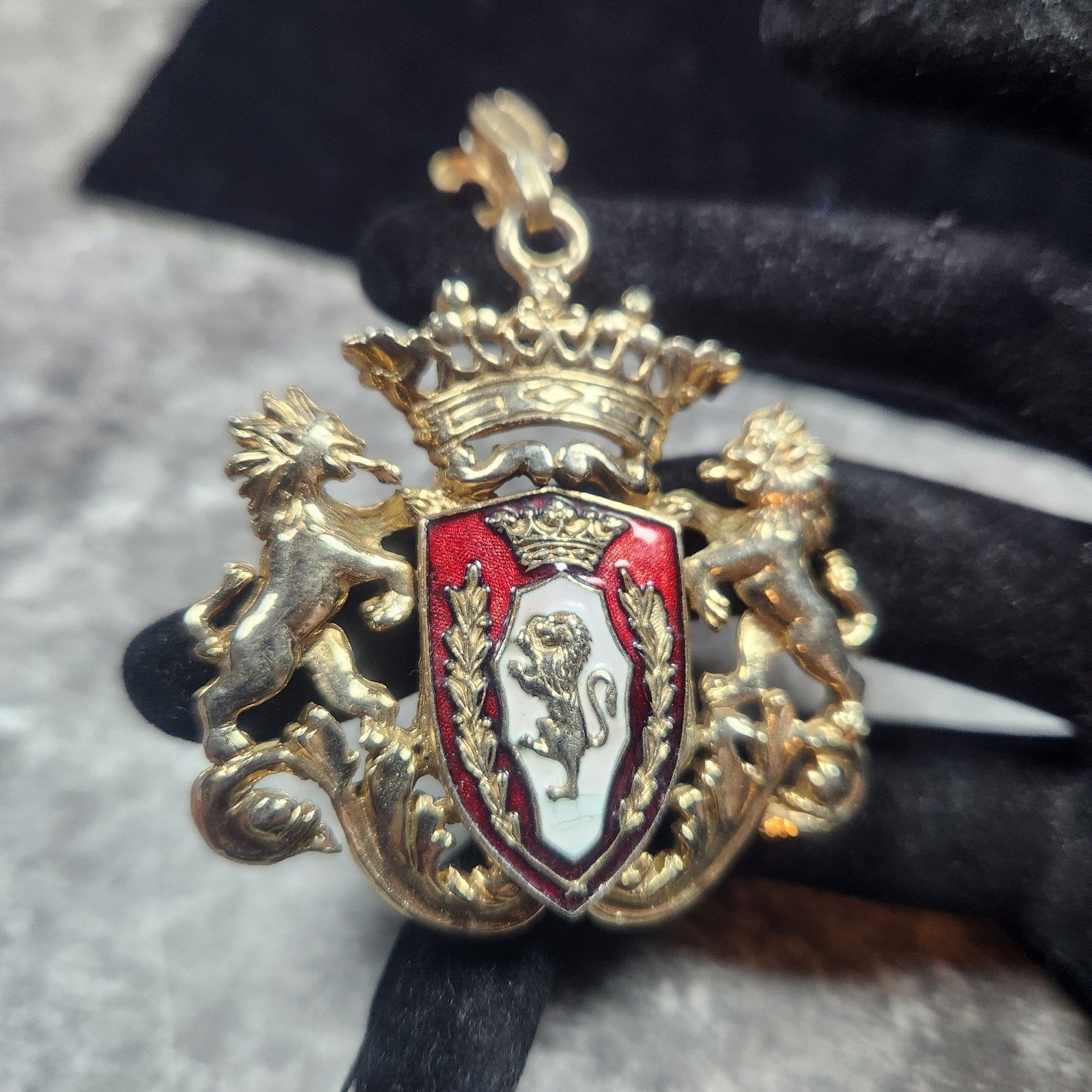 Vintage Heraldic Crest Lion Gold Tone Red White Enamel Coat of Arms Crown charm