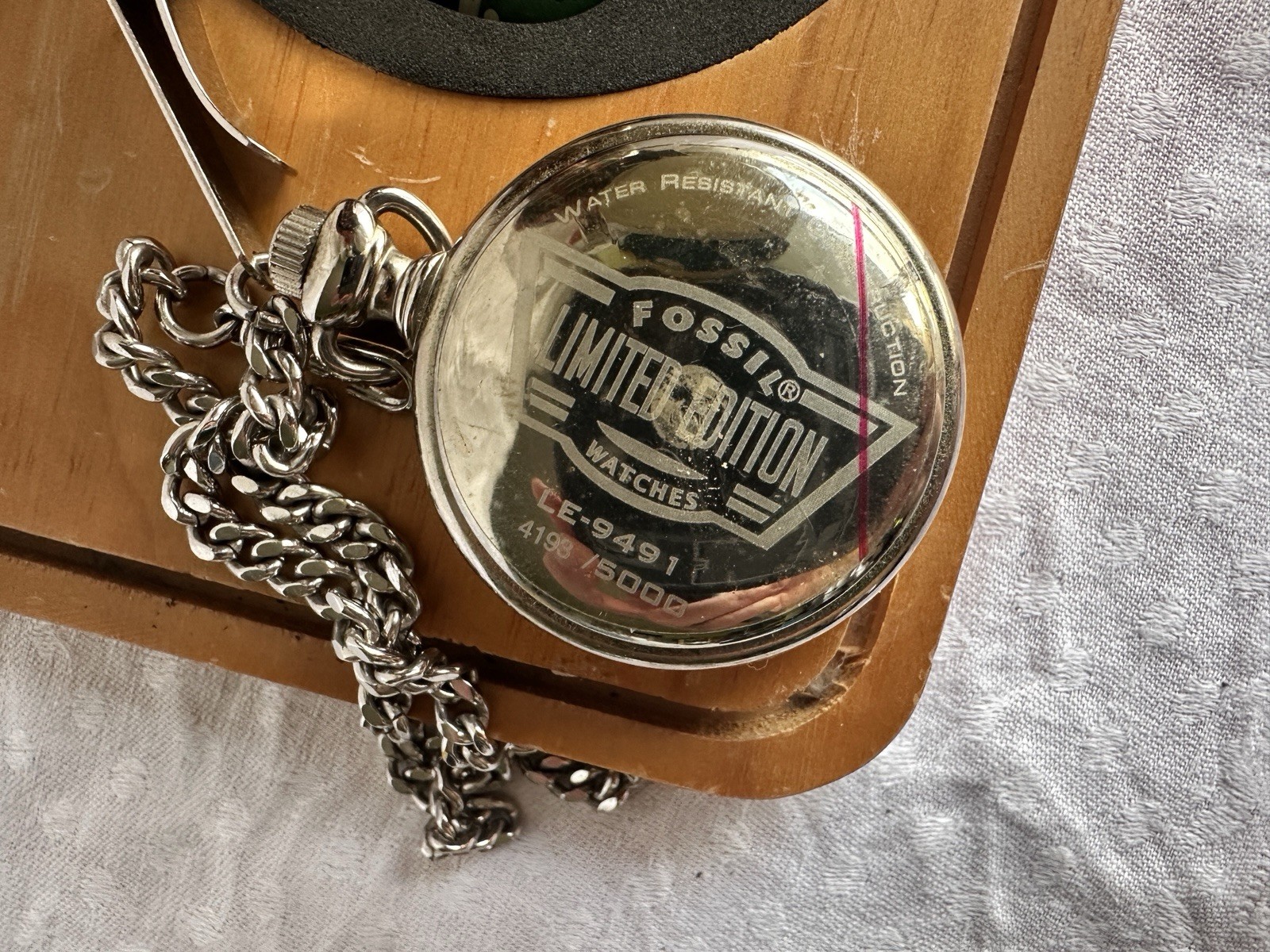 Fossil Pocket Watch With Gadget Clown Tin Limited Edition