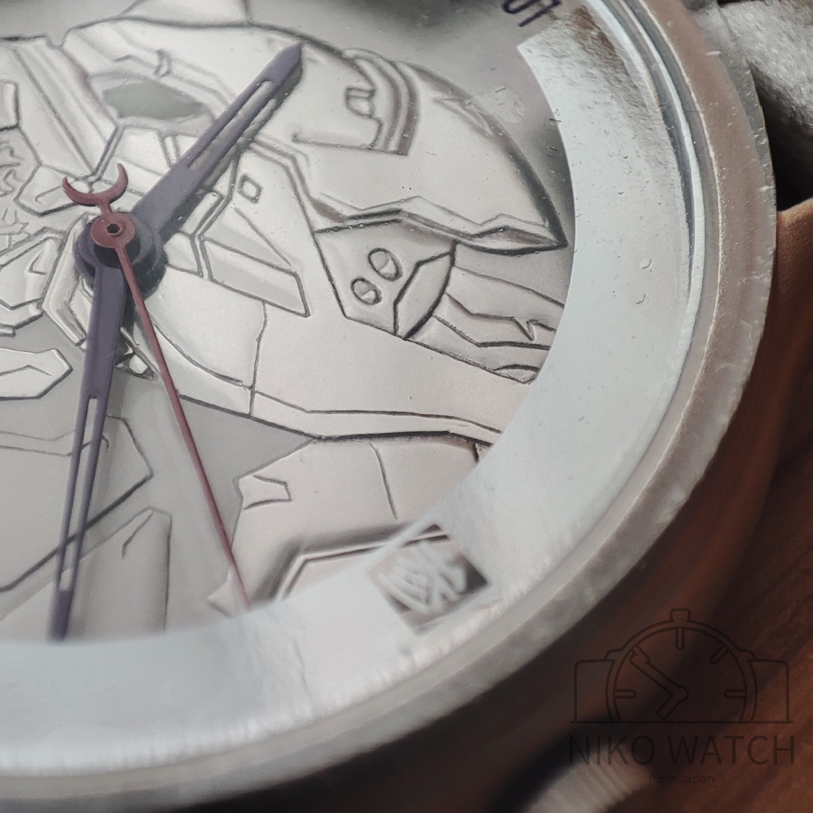 Evangelion EVA Unit 01 silver watch Mens w/Wooden Box & Paper [Near Mint+]