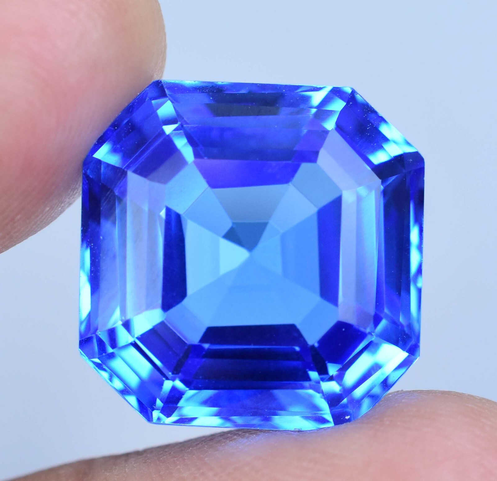 26.15 Ct Natural Rare Lustrous Blue Tanzanite Certified Flawless Loose Gemstone