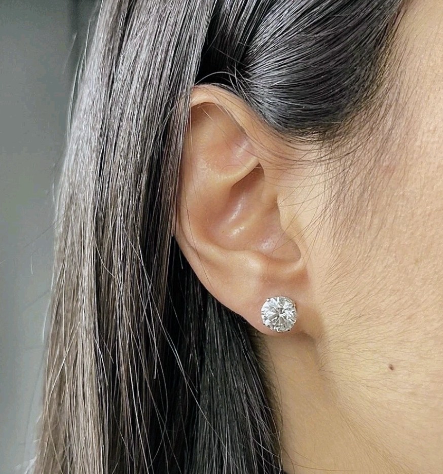 IGI CERTIFIED 8 Ct Real Lab Grown Diamond Studs Earrings in 14k White Gold E VS1