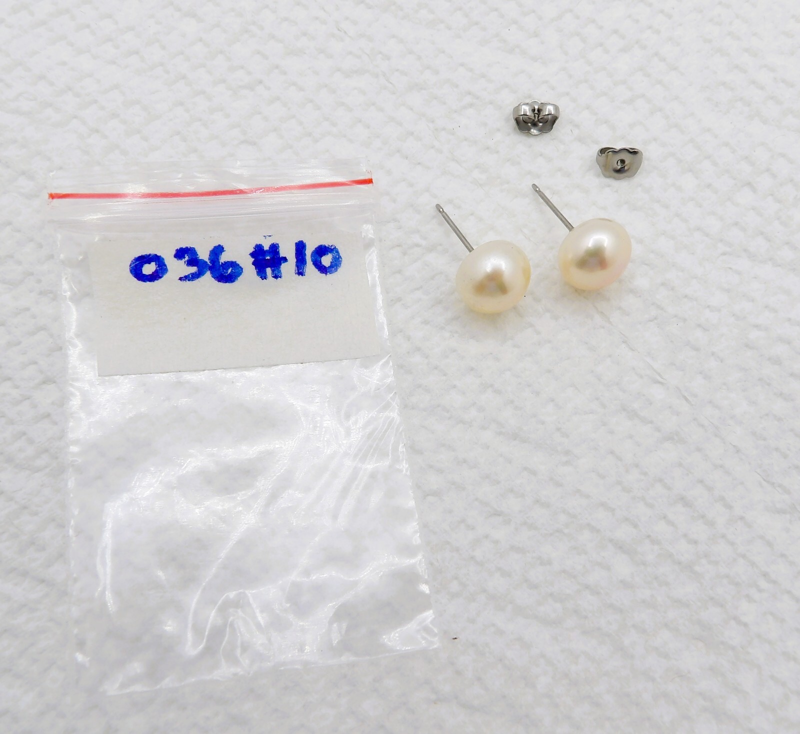 10.2 MM NATURAL PASTEL BUTTON GENUINE FRESHWATER PEARL JEWELRY EARRINGS ER036#10