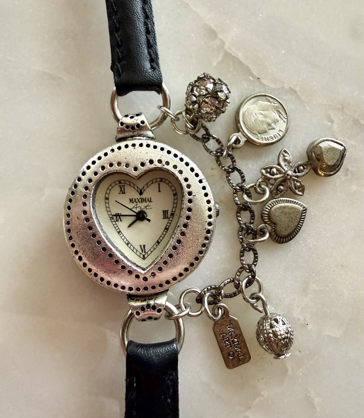 VTG Maximal Art by John Wind Women’s Quartz Heart Dial Charm Watch Leather