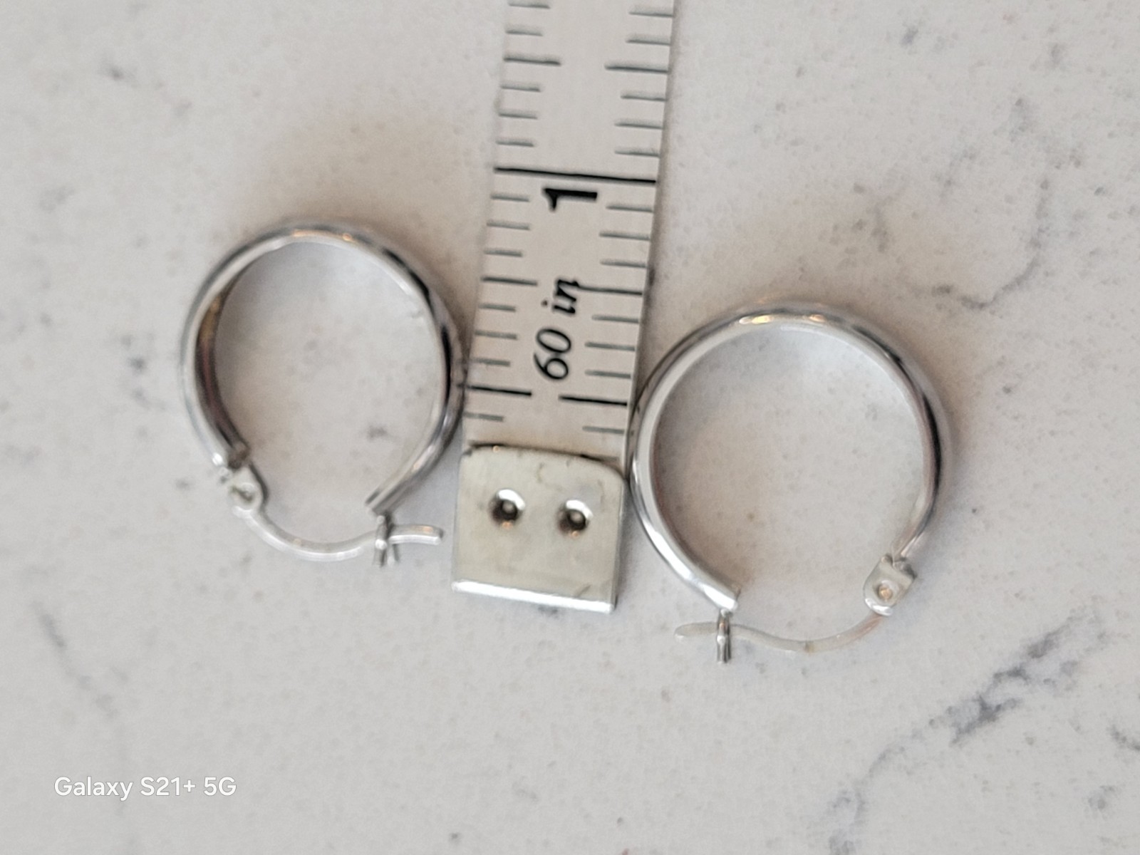 Estate Stamped 585 Hoop Earrings