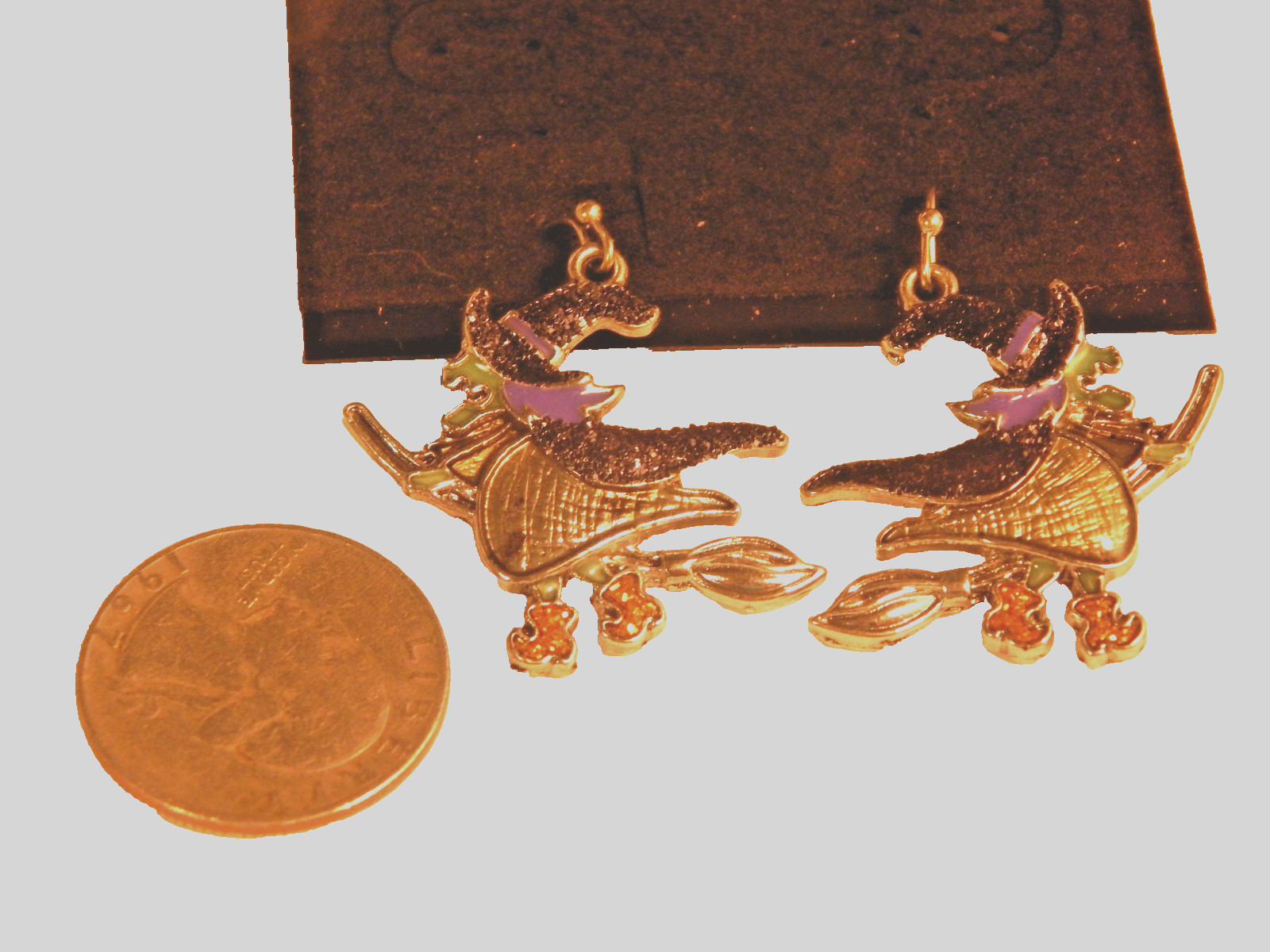 Halloween Earrings Green Witch on a Broom Fishhook Dangle Enamelware Spooky NICE
