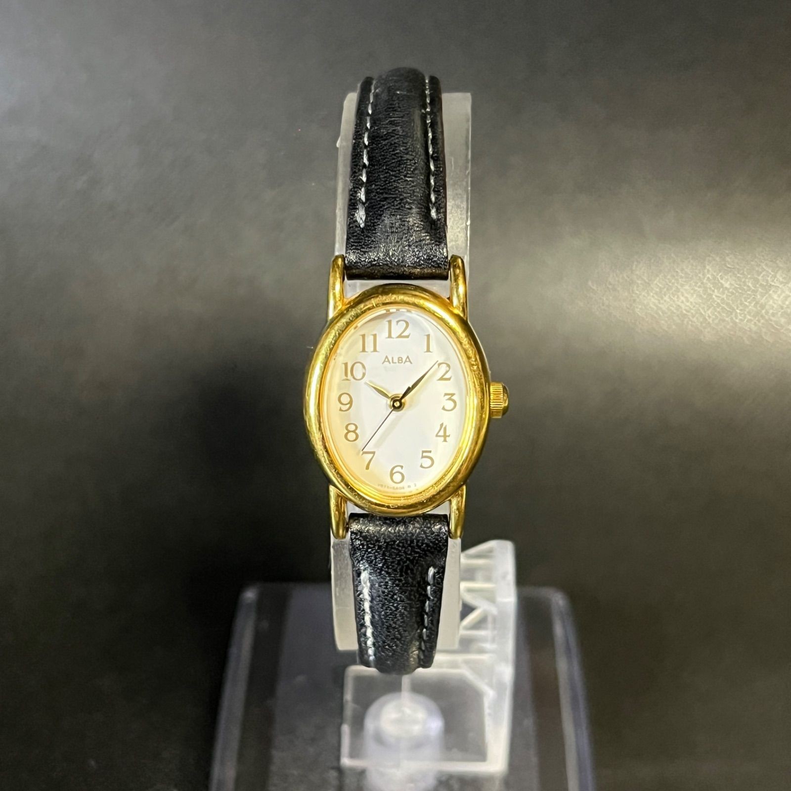 Working SEIKO ALBA Quartz Oval Wristwatch Working Confirmed Gold V811 5A00