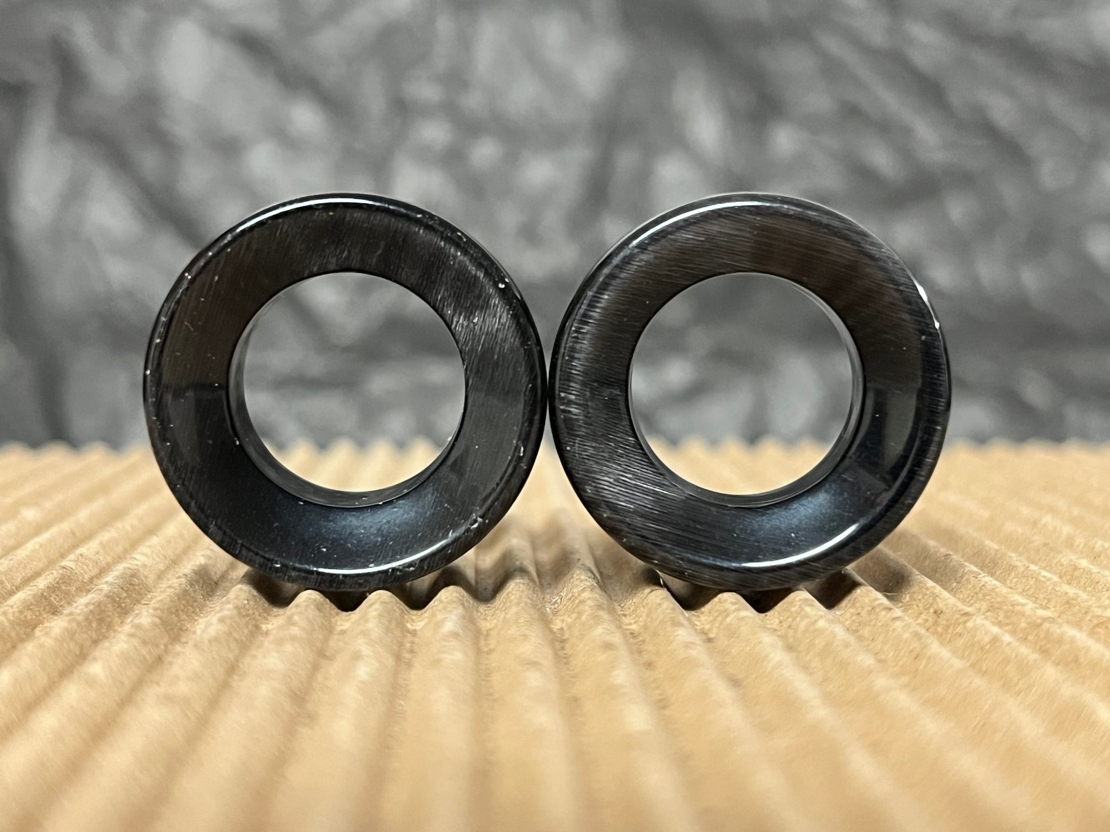 PAIR Black Cat Eye Stone Double Flare Tunnels Plugs Earlets Gauges Body Jewelry
