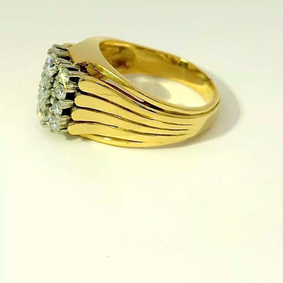 Ring 750 Gold 18 Carat Yellow and White Gold with Diamonds Vintage Handmade