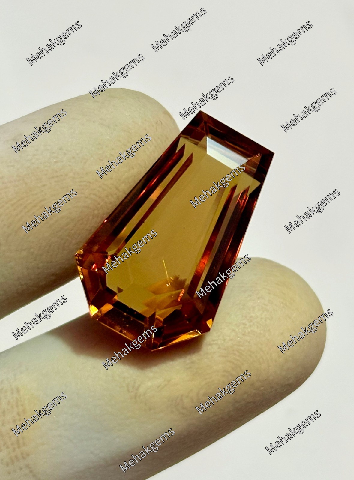33 Ct Color Change Zultanite Gemstone, Coffin Cut Diaspore for Statement Ring