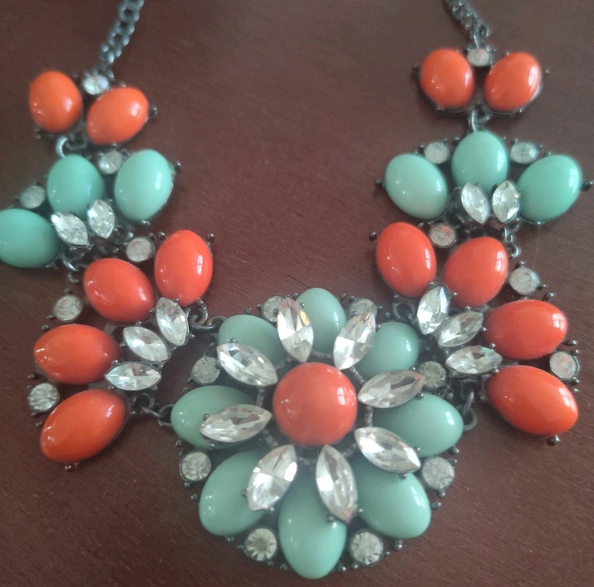 AMRITA SINGH Aqua/Coral Color Cabochons & Rhinstone Floral Necklace Black Chain