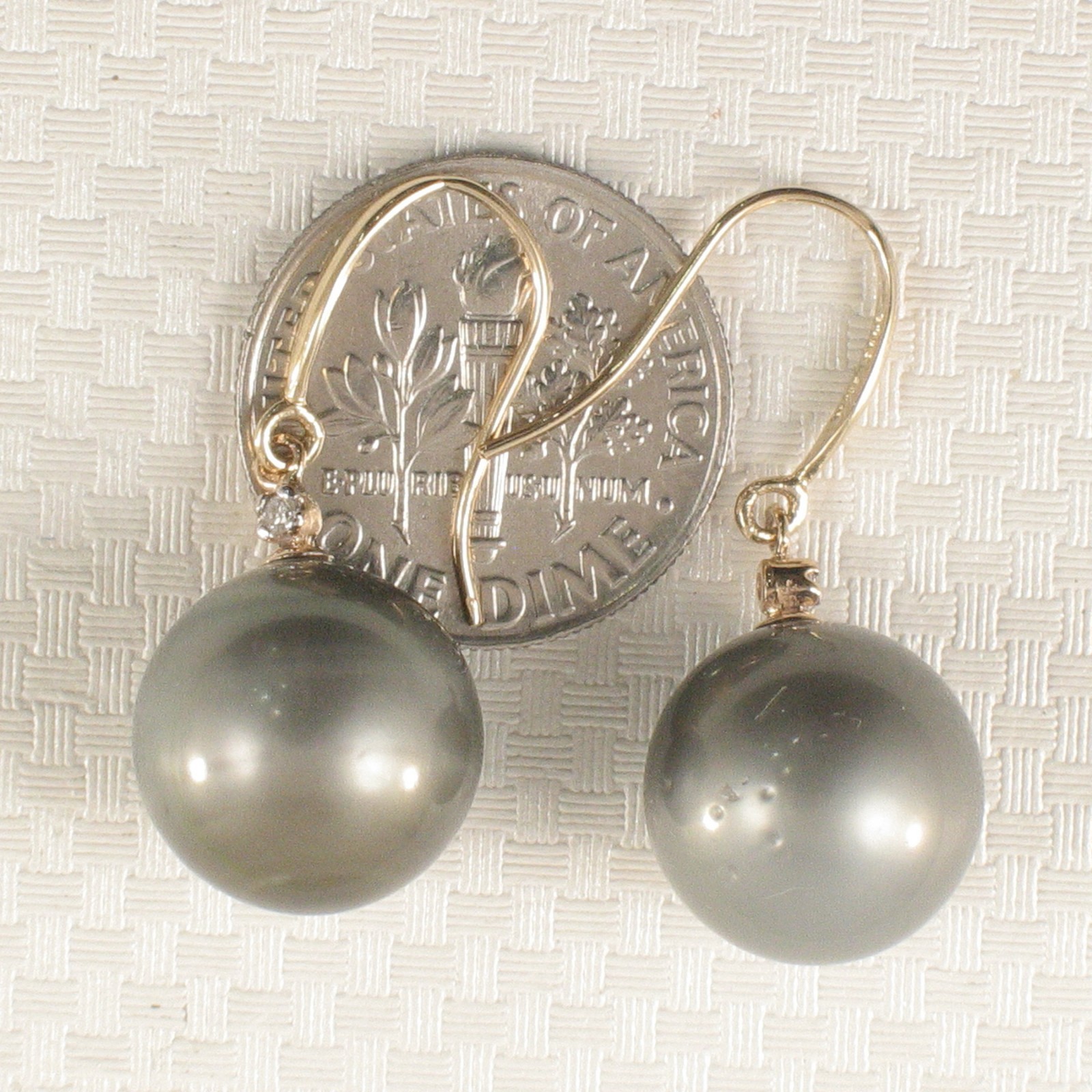 14kt Yellow Solid Gold Diamonds Tahitian Pearl Dangle Hook Earrings TPJ