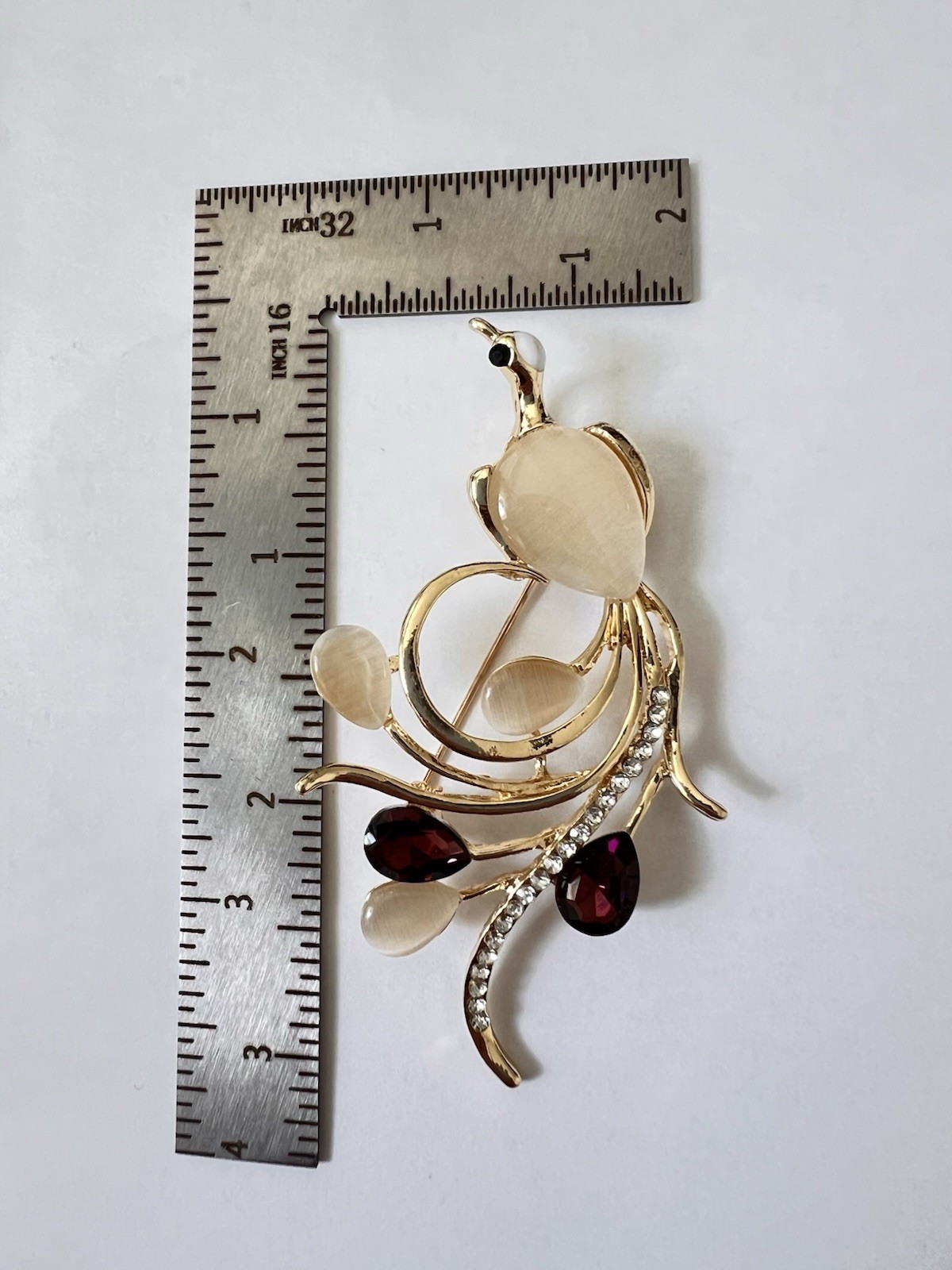 Gold Tone Peacock Bird Brooch Pin Red Crystal Beige Cat’s Eye Rhinestone