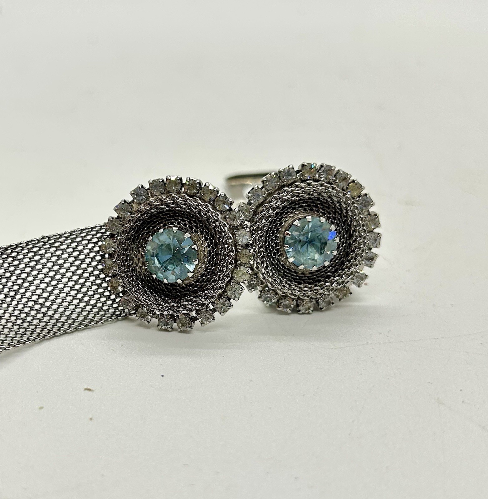 Vintage Silver Toned Blue Aquamarine Stone Wrap Around Cufflinks (missing 1 Bar)