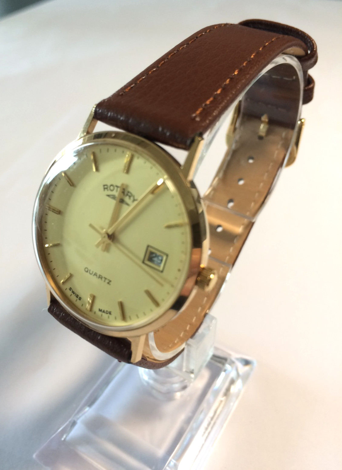 Vintage 9ct Gold Rotary Watch. Swiss. Hallmarked Box & Papers Mint condition