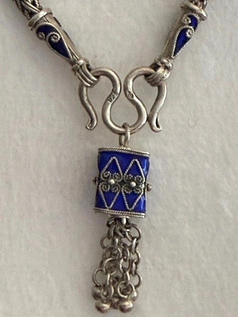 VTG U450 925 Sterling Silver Snake Chain Blue Red Green Enamel Pendant L 19″ 45g