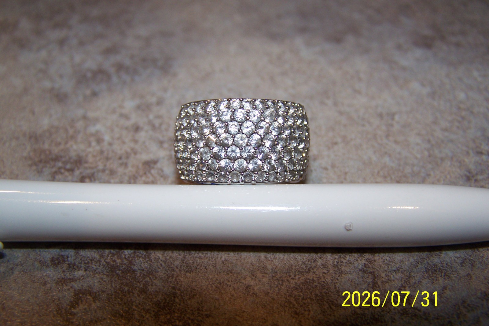 Vintage 925 Sterling Silver 101 Diamond Ring – Size 7 Wide pre-owned FLASHY!