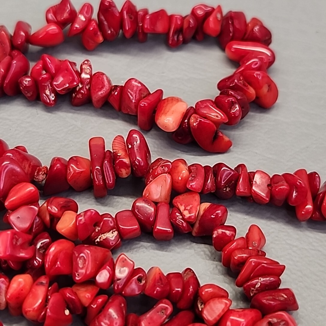 Necklace Red Dyed Coral Chip Beaded Polished Beach Sea Life 38″