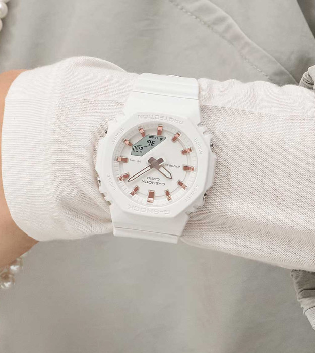 Casio G-Shock Analog/Digital White Resin Watch GMAP2100M-7A