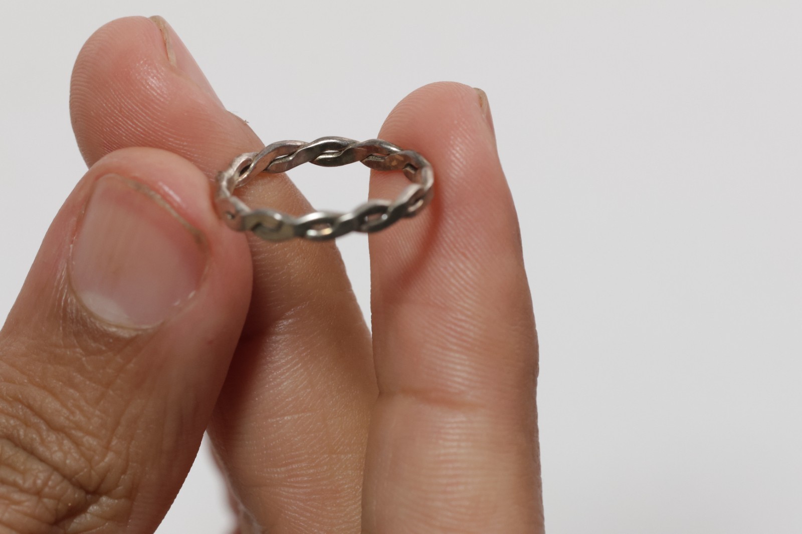 Sterling Silver Minimalist Braided Band Style Ring Size 7.75