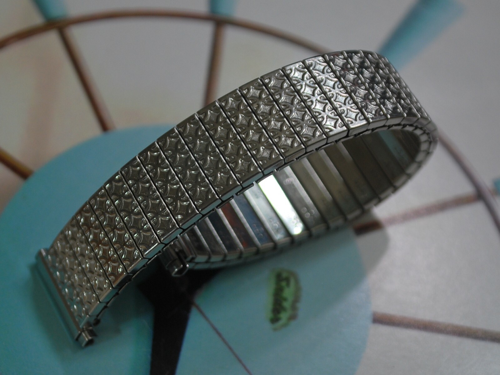 Nice Vintage USA Made 15mm to 19mm S.S. Men’s Watch Band — ZUSA112821