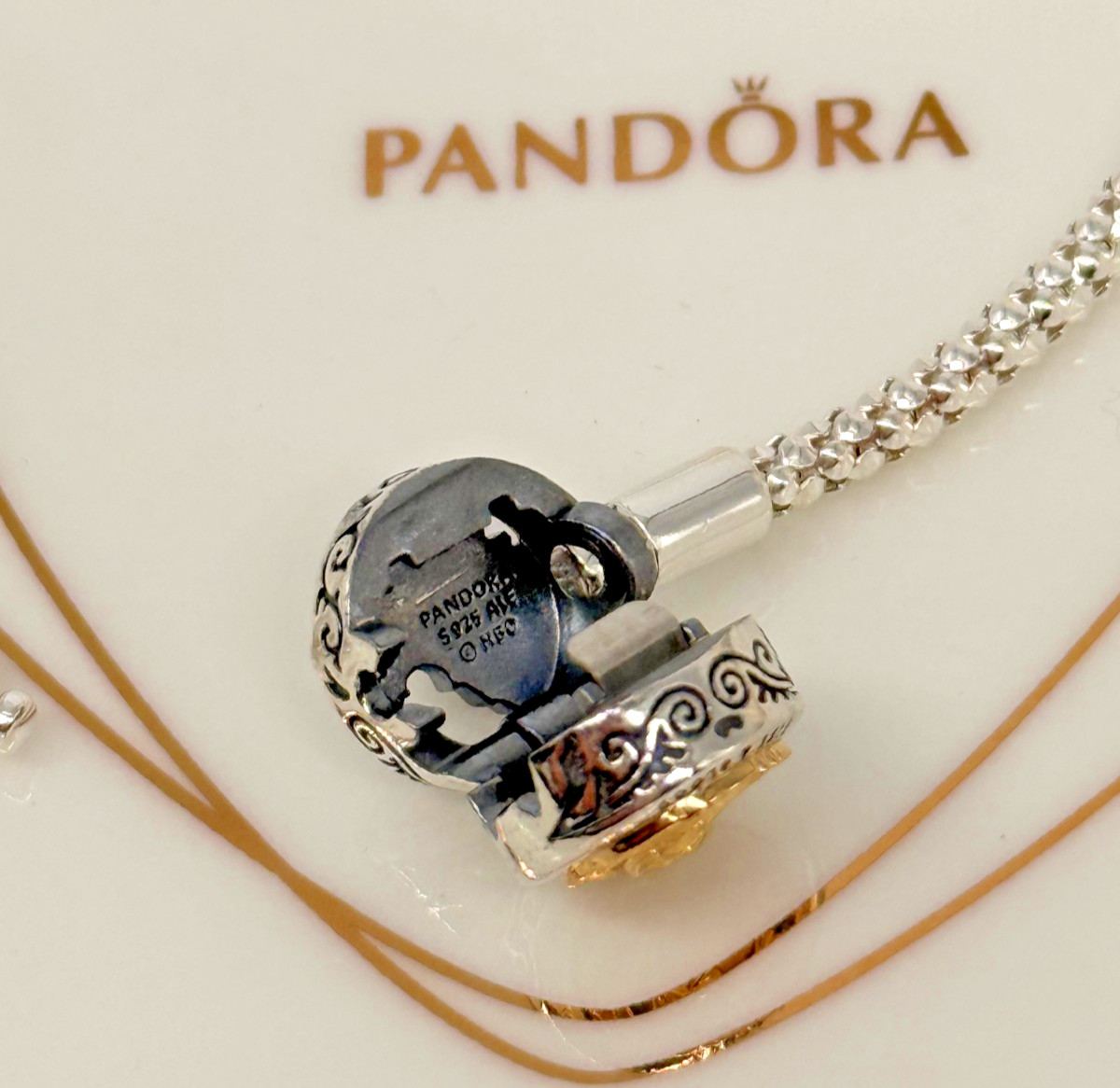 New Pandora x Game of Thrones Moments Studded Chain Bracelet 562964C00-16cm