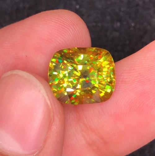 6.50+ Ct Natural Full Fire Sphene Titanite Cushion Cut Gemstone For Jewellery