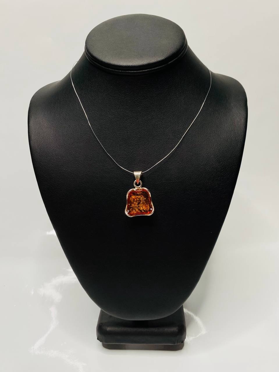 925 Solid Sterling Silver Honey Baltic Amber Designer Oval Beautiful Pendant