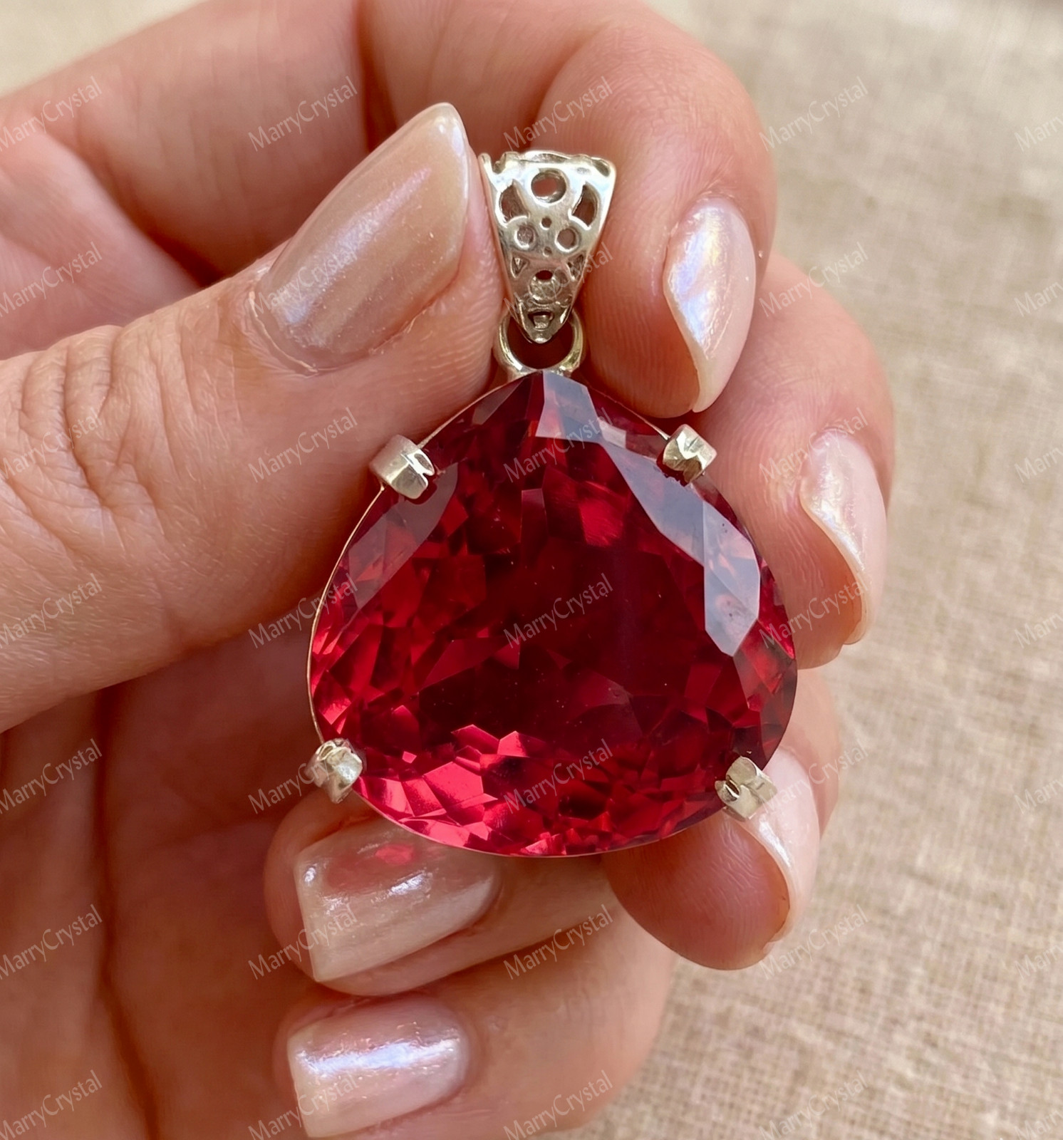 Lightshift Pendant Color Changing Zultanite Glass Heart Cut Loose Gemstone