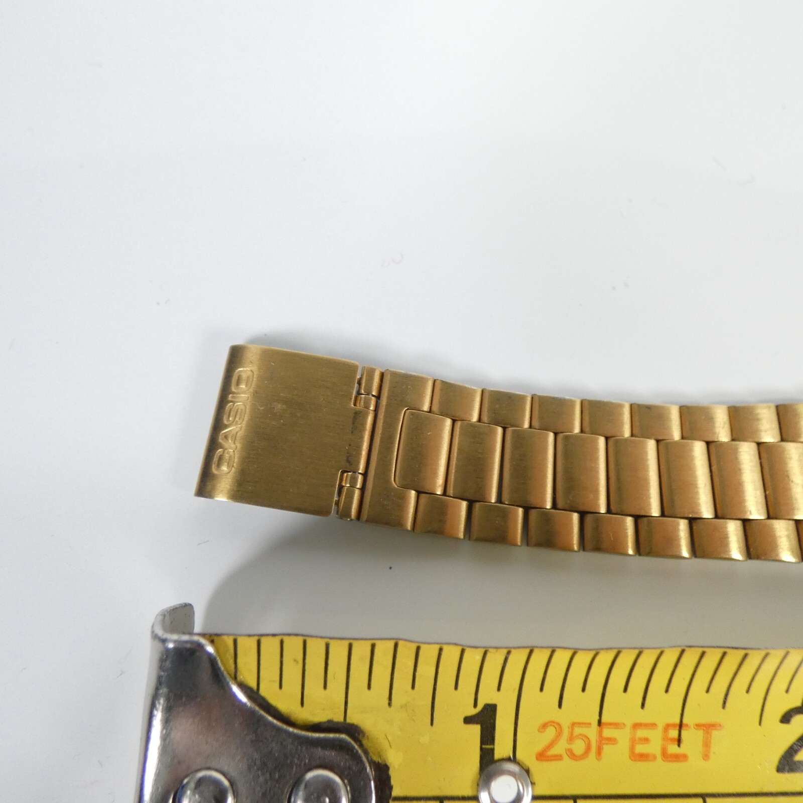 Casio A168WG-9EF Watch Gold Digital Retro Classic Illuminator
