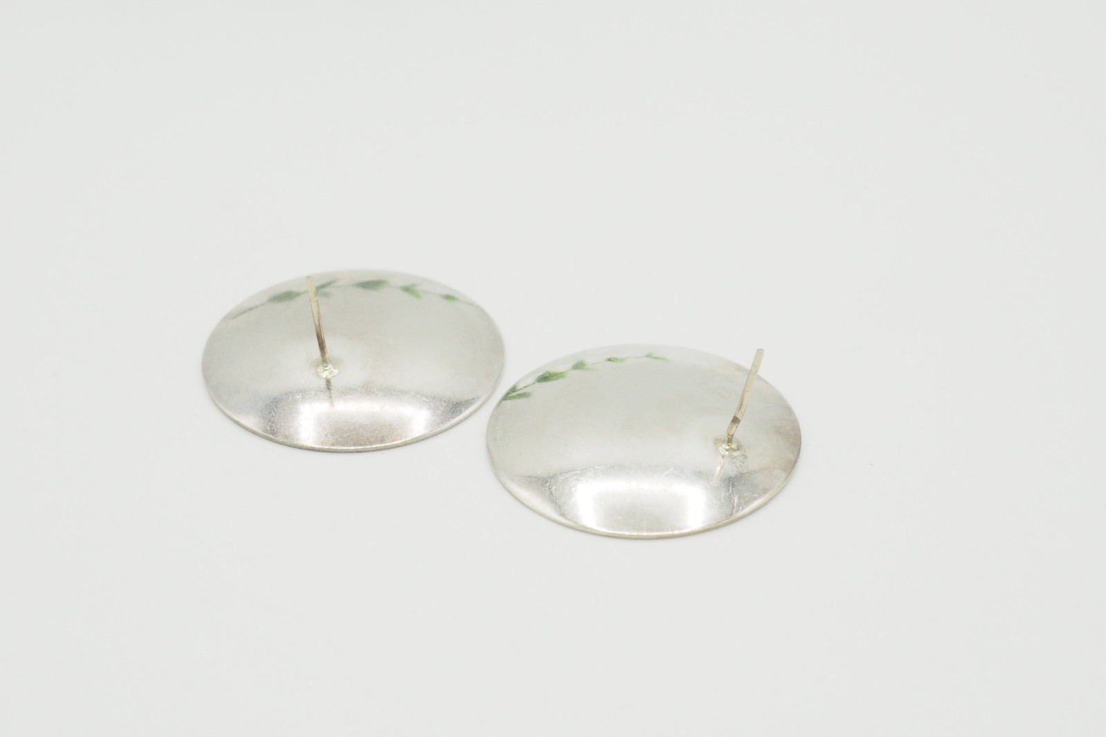VTG round convex sterling silver shield stud Modern earrings