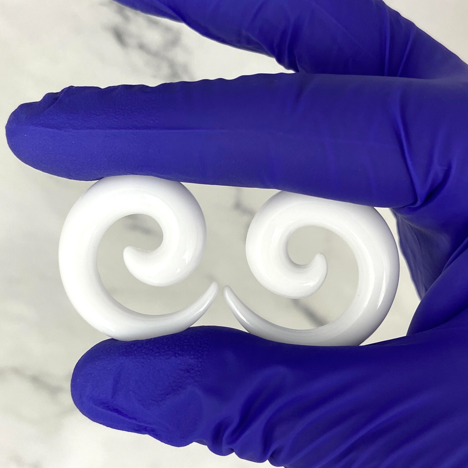 Pair of White Acrylic Spirals set tapers plugs gauges
