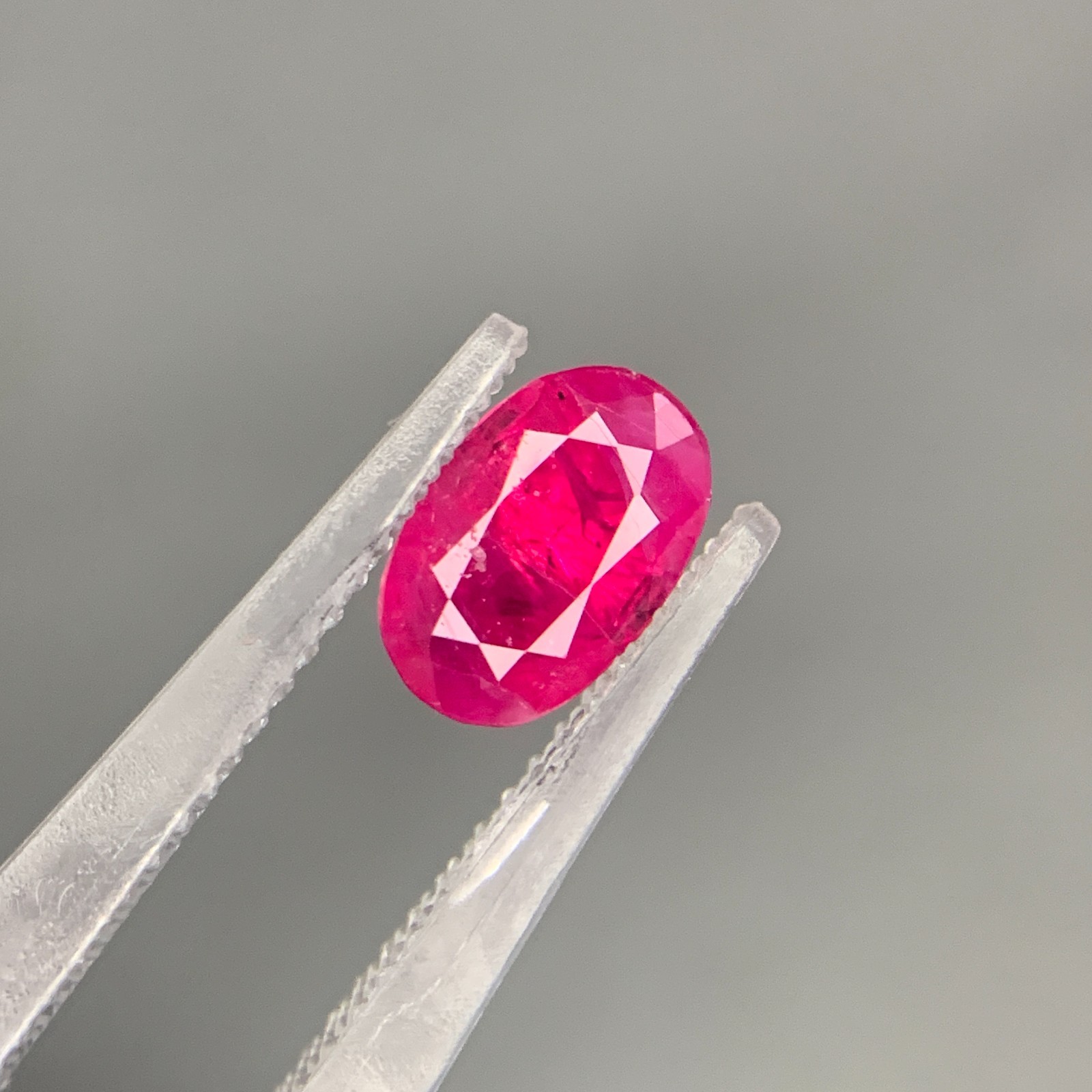 Natural Faceted Ruby Oval Cut Loose Gemstone-1.39 Carats
