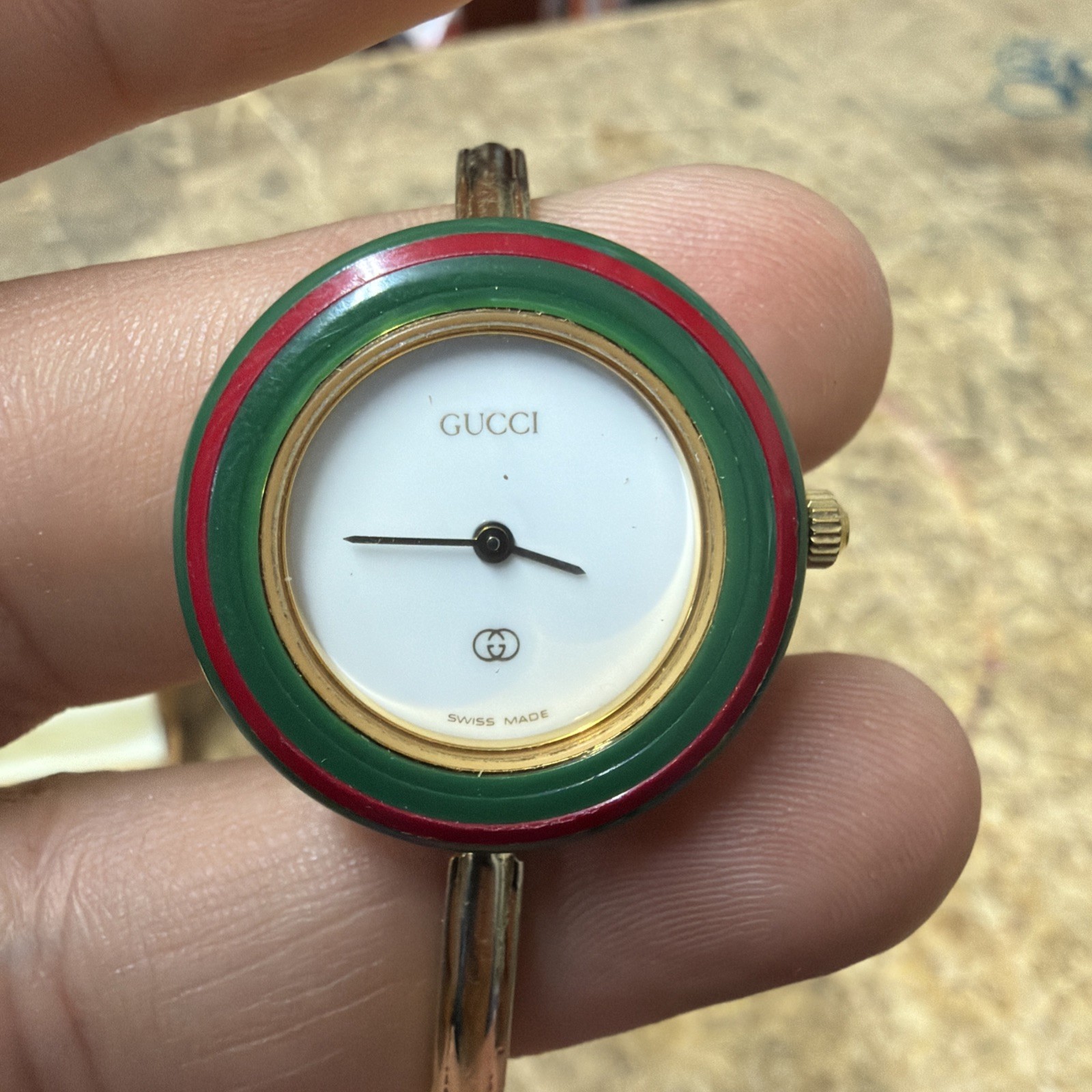 Vintage Gucci 1100-L Women’s Bangle Watch w/Original Box & 12 Bezels *RARE*