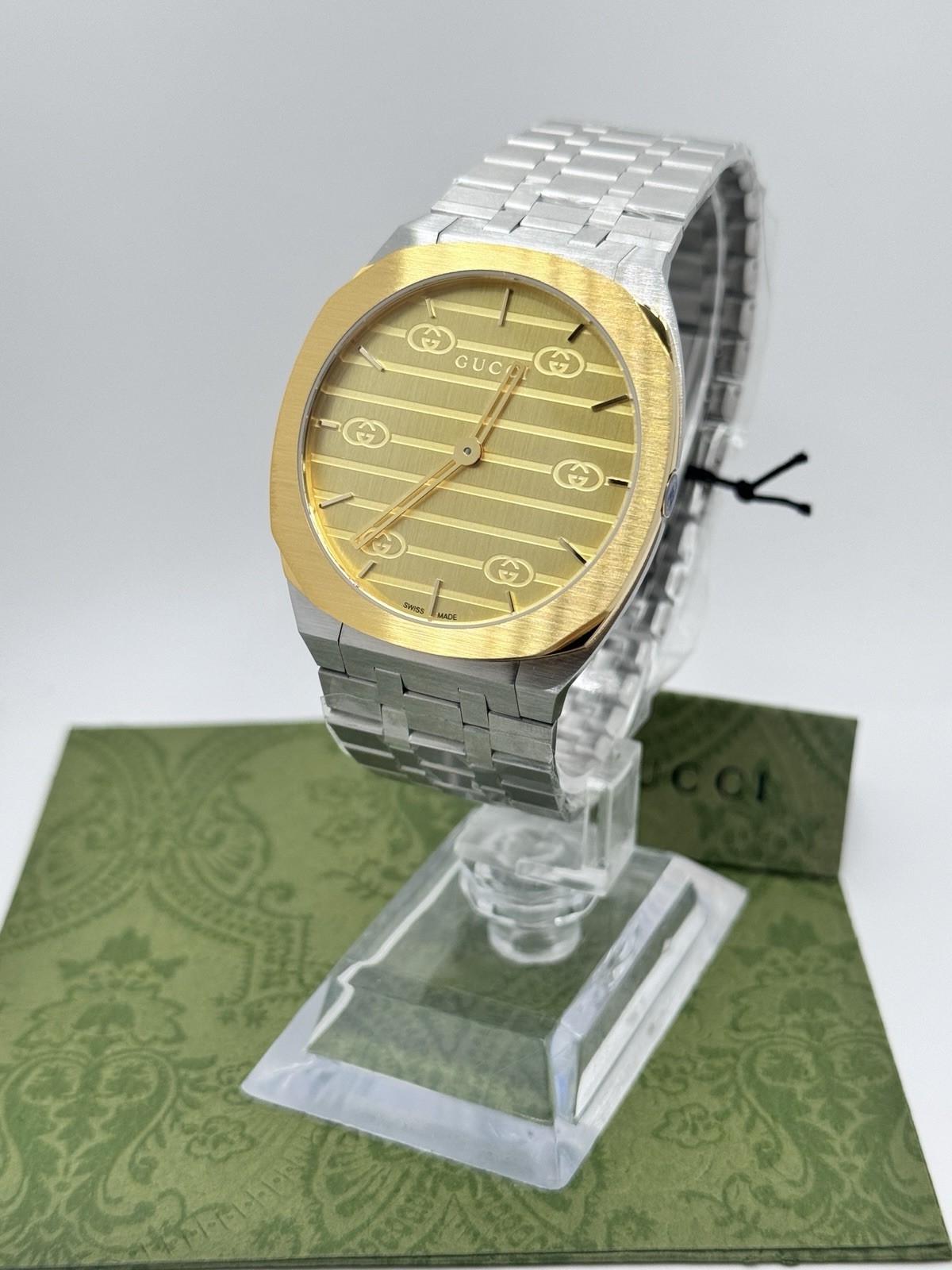 New Gucci 25H Golden Brass Dial YA163405 38mm Swiss Quartz Men’s Watch – Silver