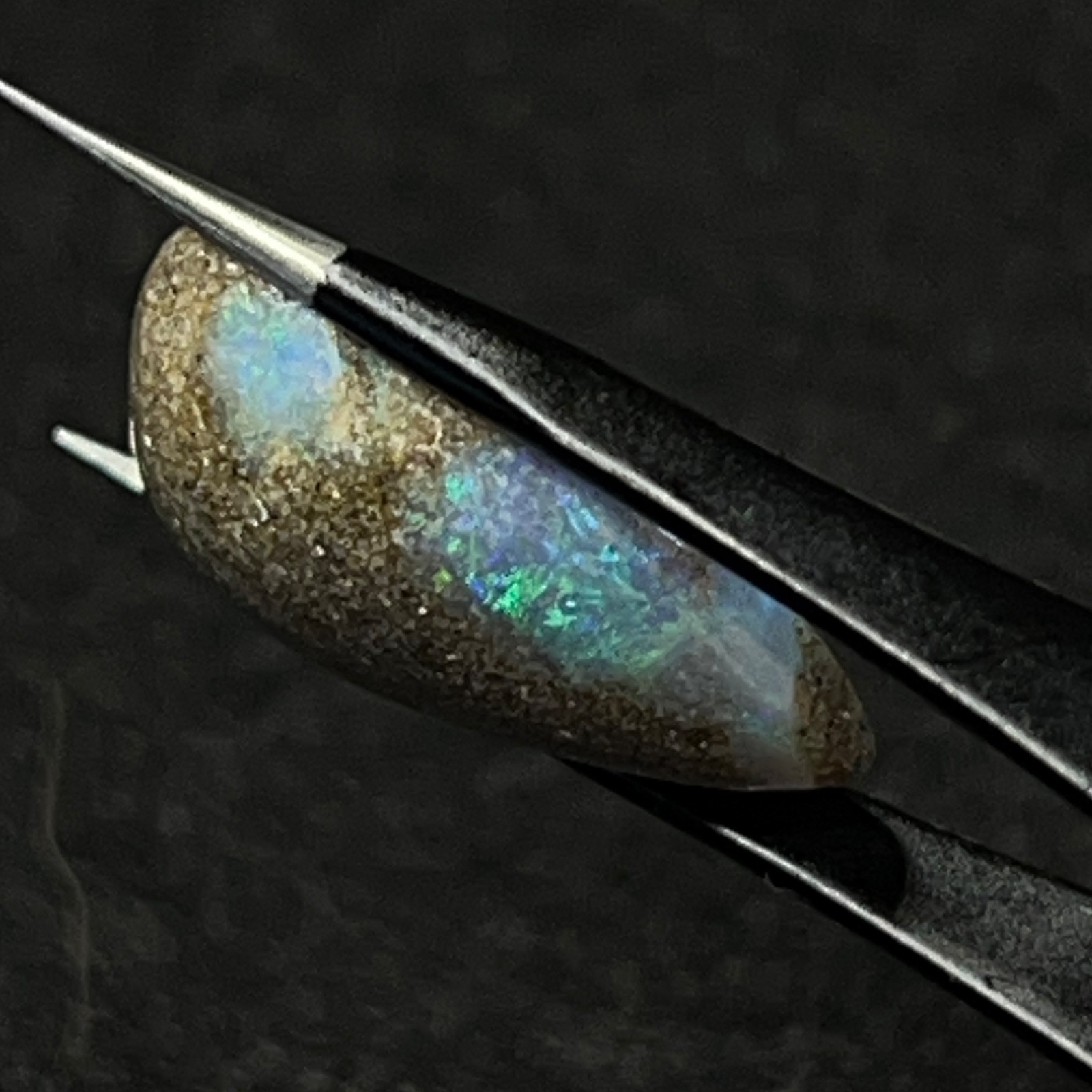 IPO-1 Brazilian opal 13.45ct 21x15x6mm strong play of colors free form