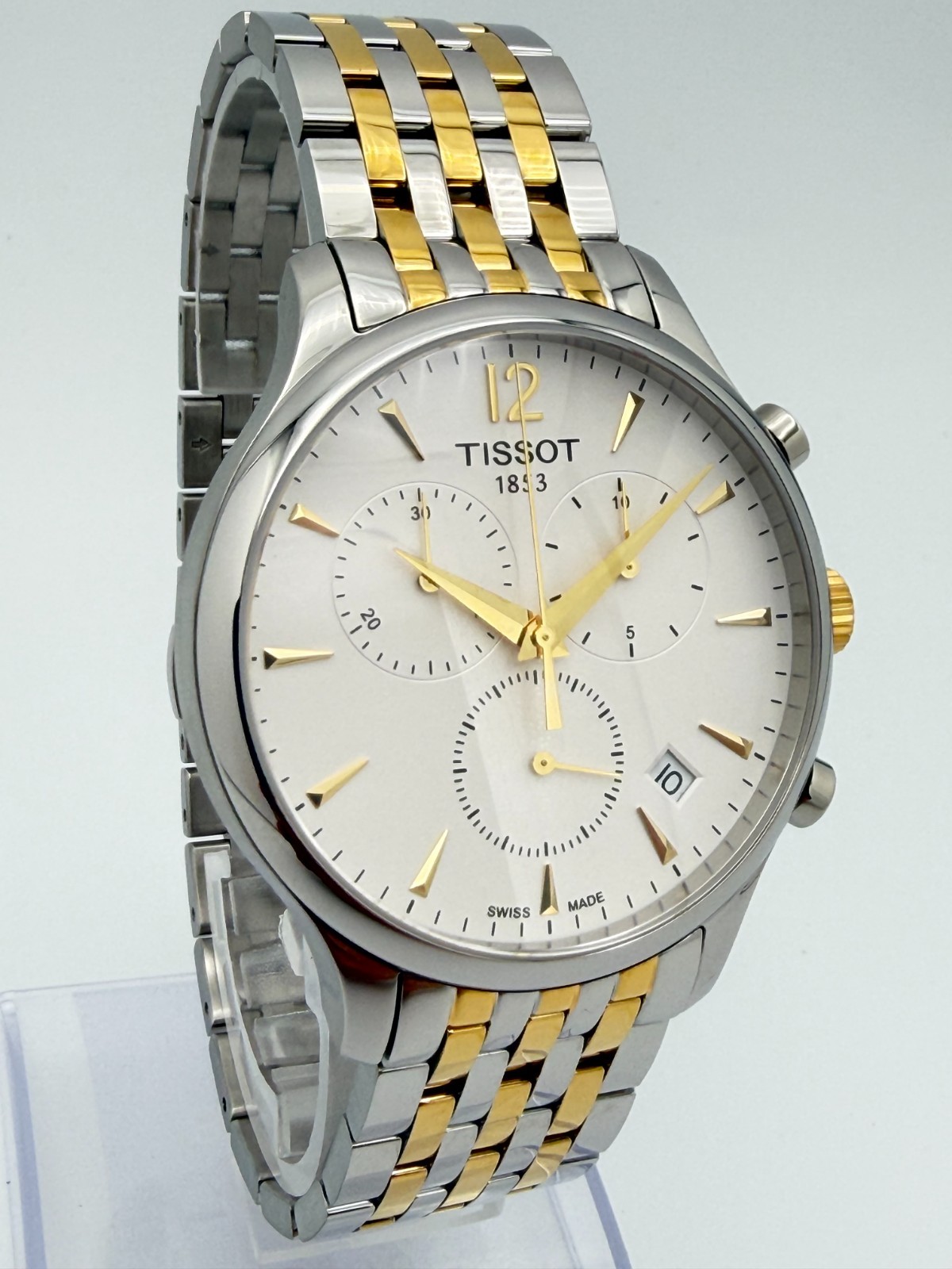 GUCCI YA136330 Dive White Dial Men’s Watch 40mm