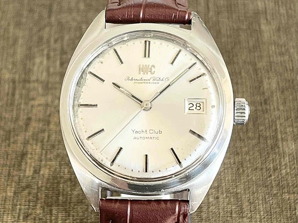 IWC Yacht Club Ref.R811 Silver Dial Gerald Genta Design Model Date 36mm Men’s