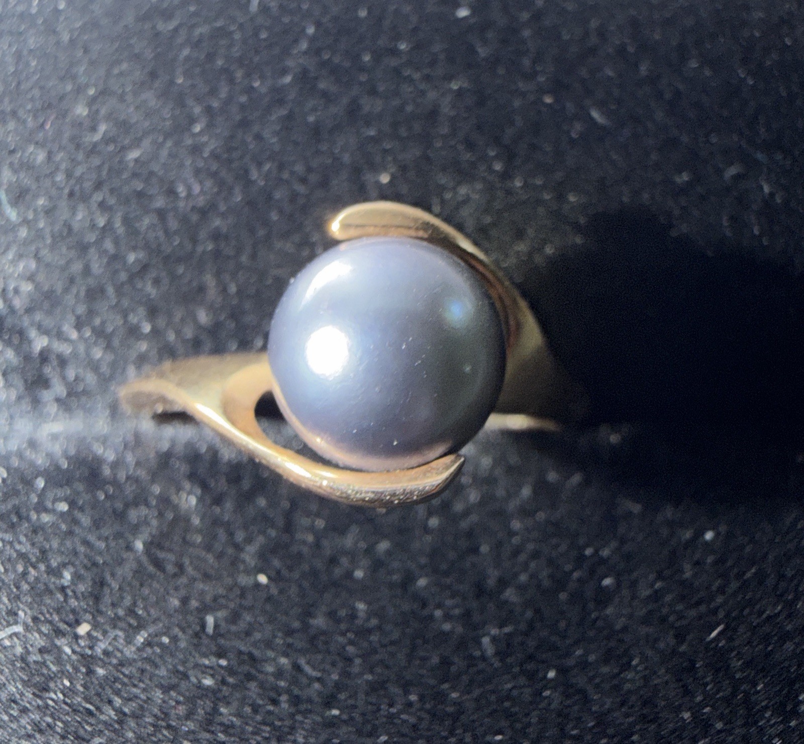14k Yellow Gold Gray Black Pearl Ring
