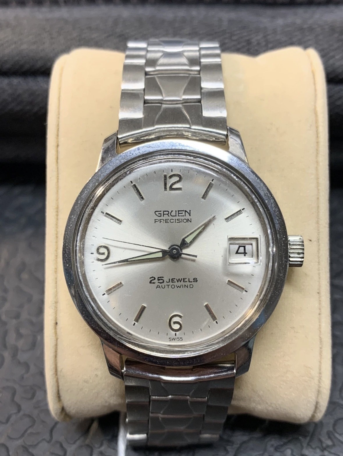 Vintage Gruen Precision 25 Jewel Automatic Wrist watch Runs well