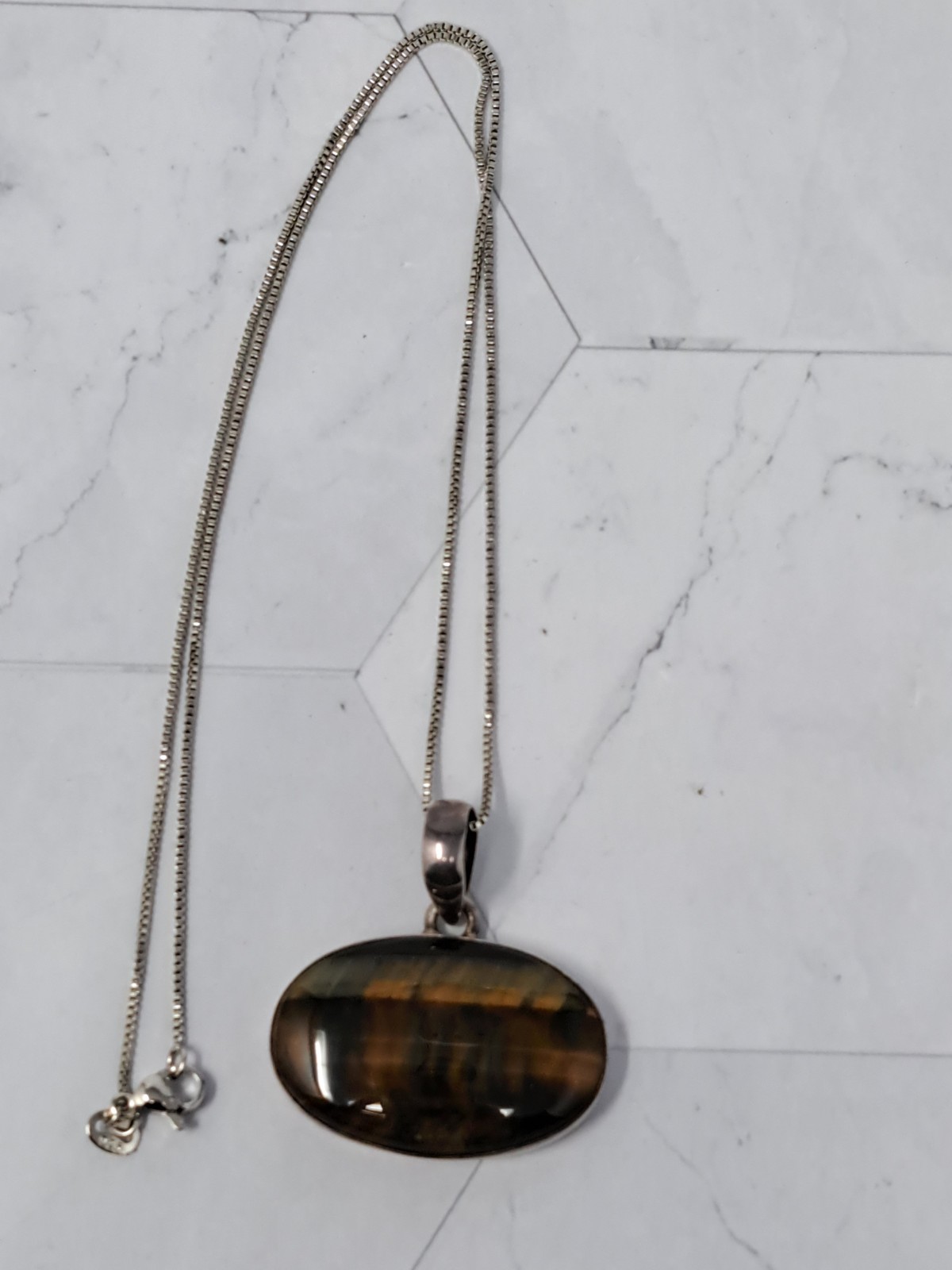 Tiger Eye Gemstone 925 Sterling Silver Jewelry Pendant & Chain