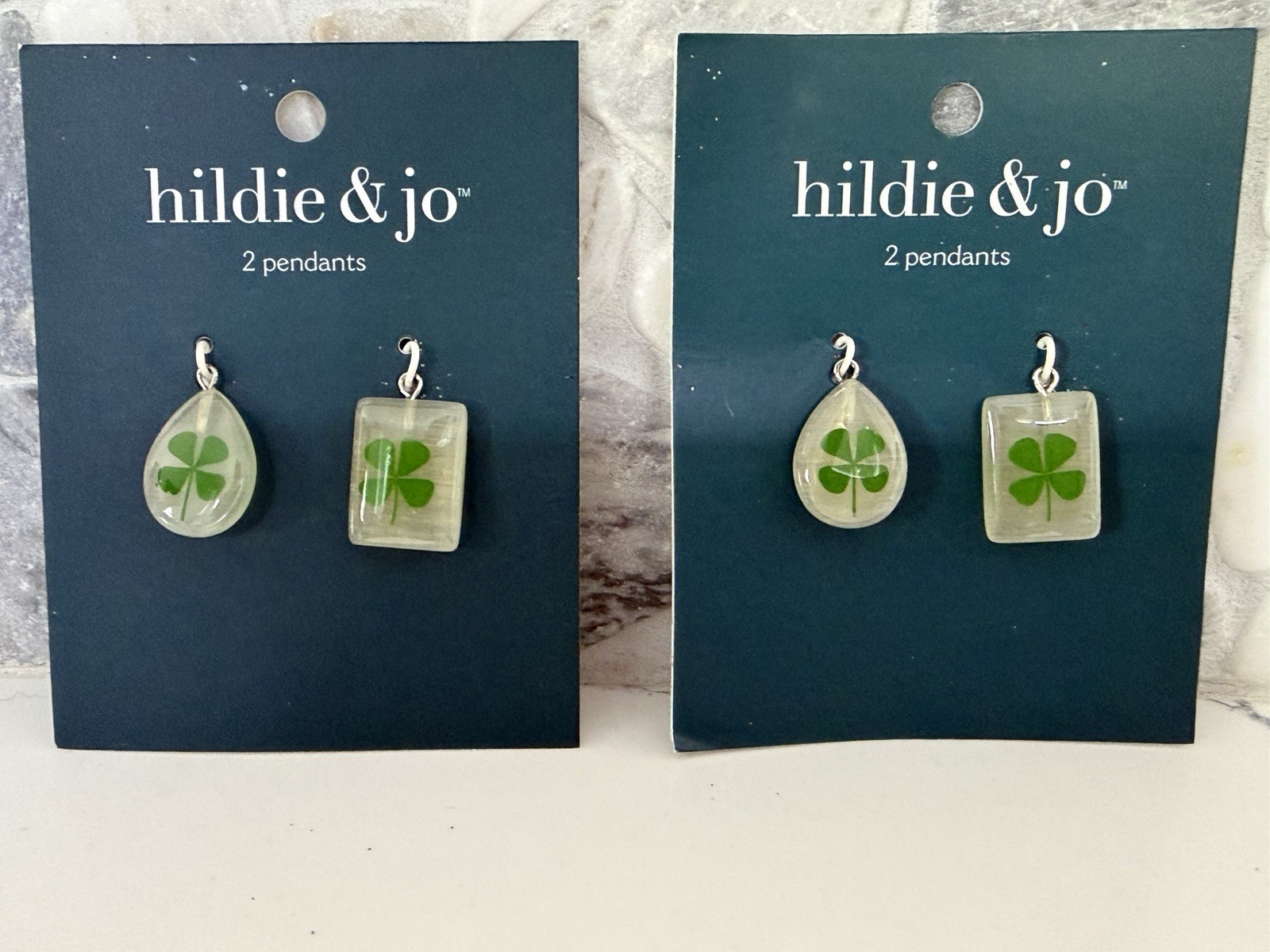 2 Packs (4 Pieces) Hildie & Jo 4 Leaf Clover Resin Pendants Oval And Square