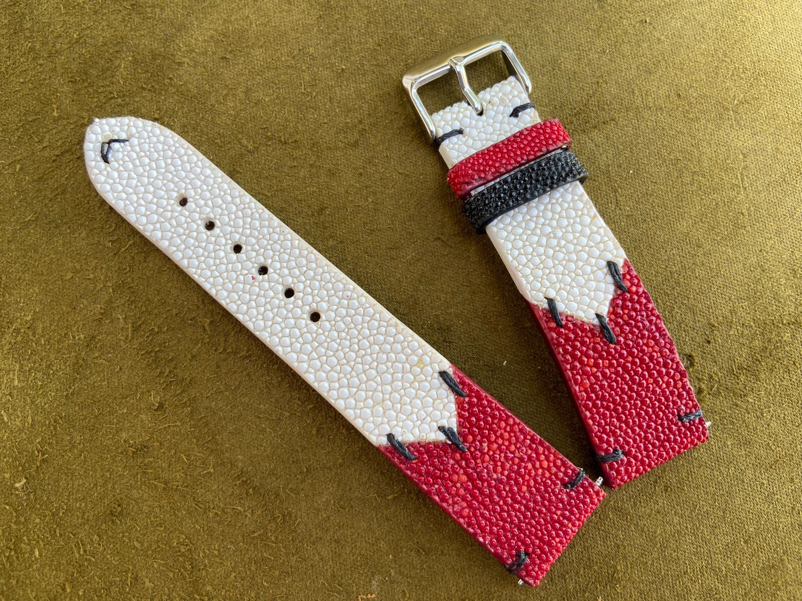 Red – White Stingray Watch Strap Band 16mm 18mm 19mm 20mm 21mm 22mm 24mm 26mm
