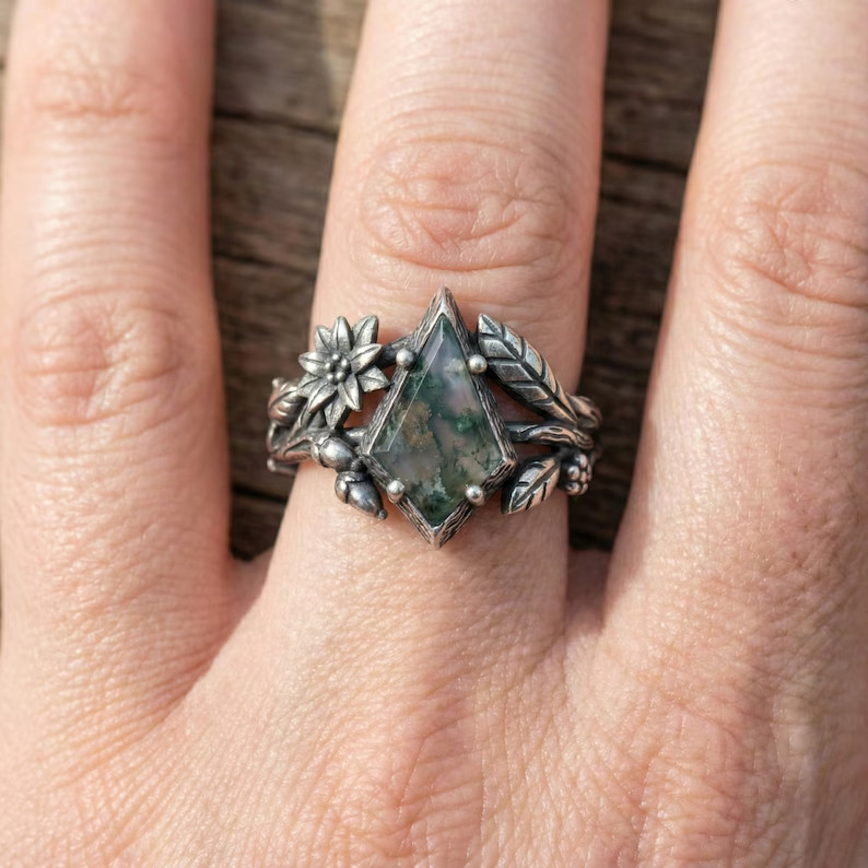 Kite Cut Moss Agate Floral Ring – Nature Inspired Gold or Silver Ring