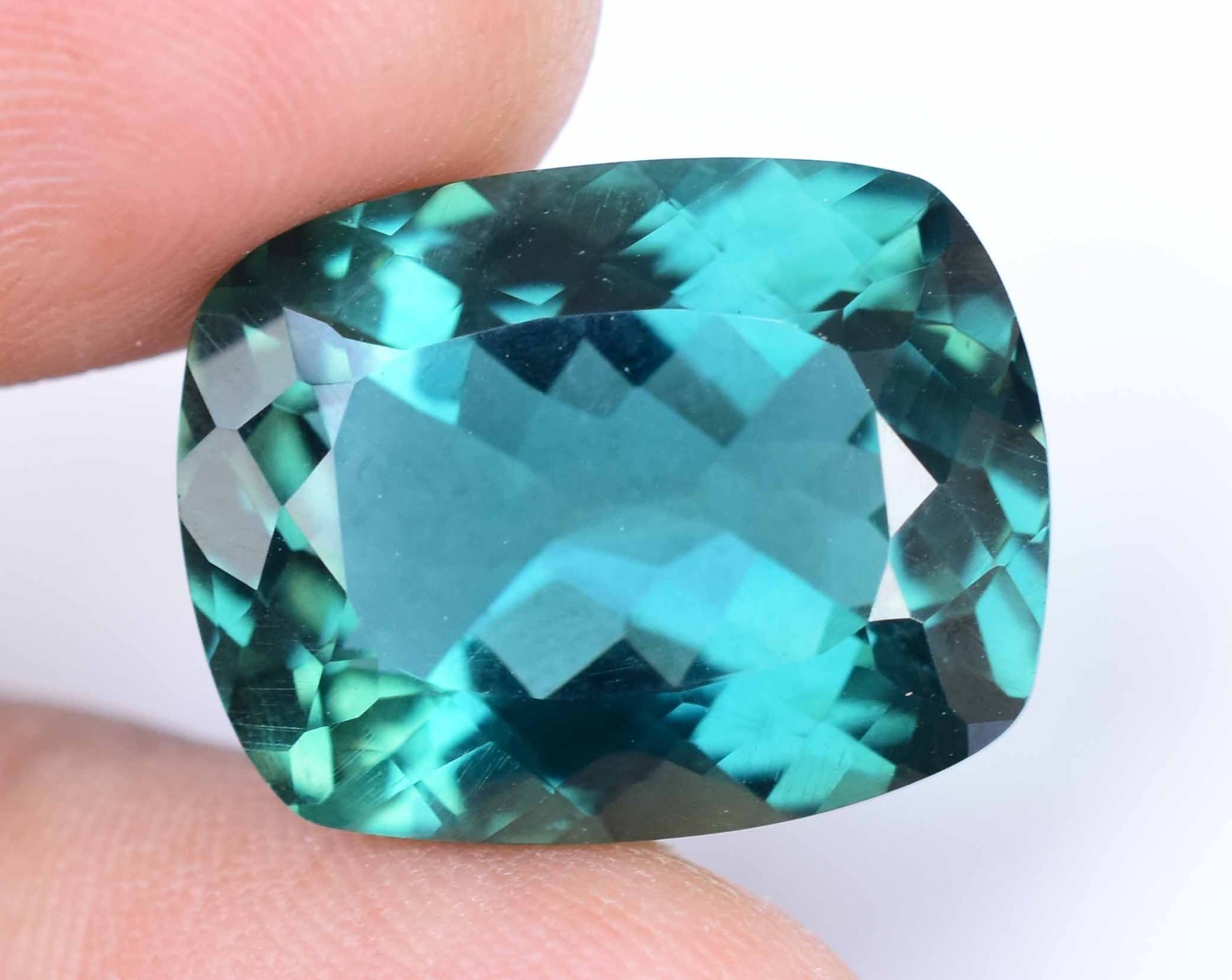 Natural Paraiba Tourmaline 20.25 Ct Greenish Neon Blue Copper Certified Gemstone