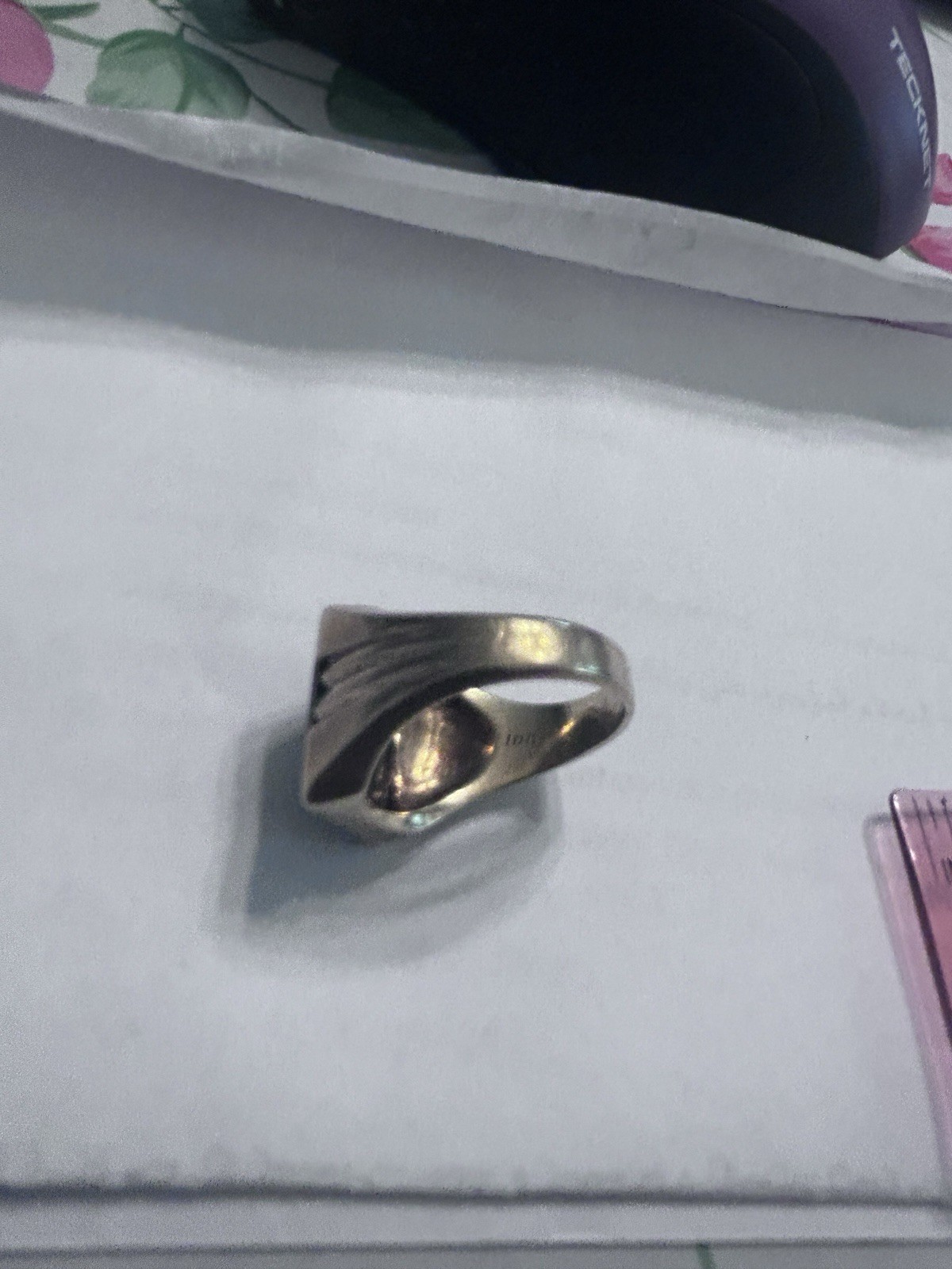 Vintage Signet Cushion Cut Black Onyx Ring in 10K YG 8 Gr