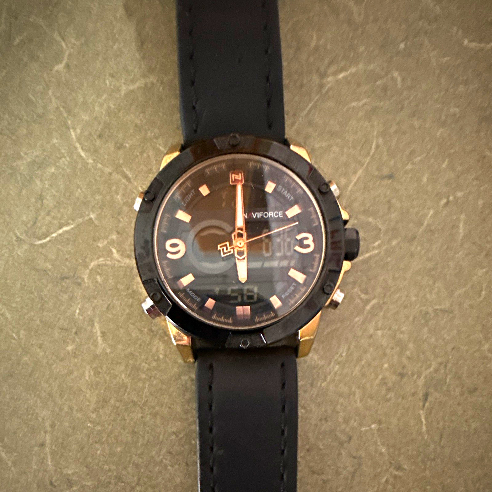 Naviforce NF9099 Men’s Analog-Digital Quartz Watch Black Leather Strap Alarm