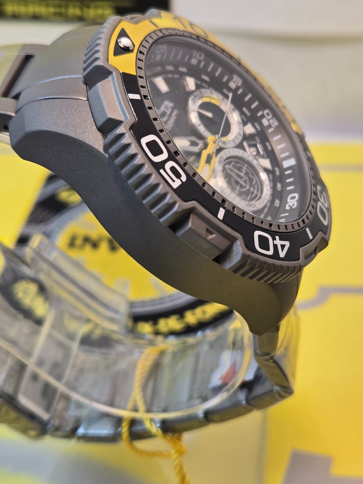 Invicta TI-22 Commandor Mens Watch-48mm Titanium Yellow & Black Bezel & Dial NEW