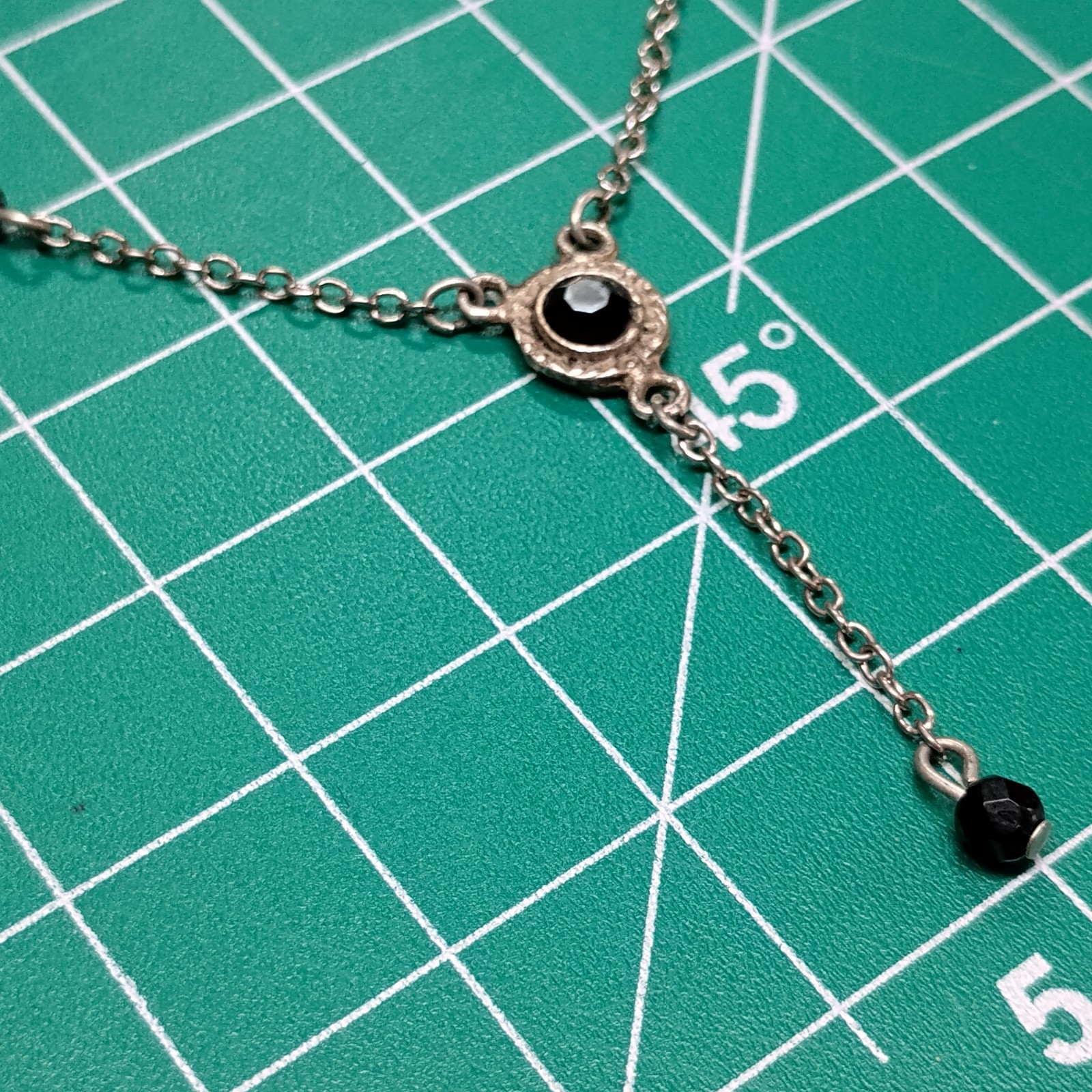 Vintage Silver Tone Black Glass Rhinestone Y-Drop Pendant 16” Chain Necklace