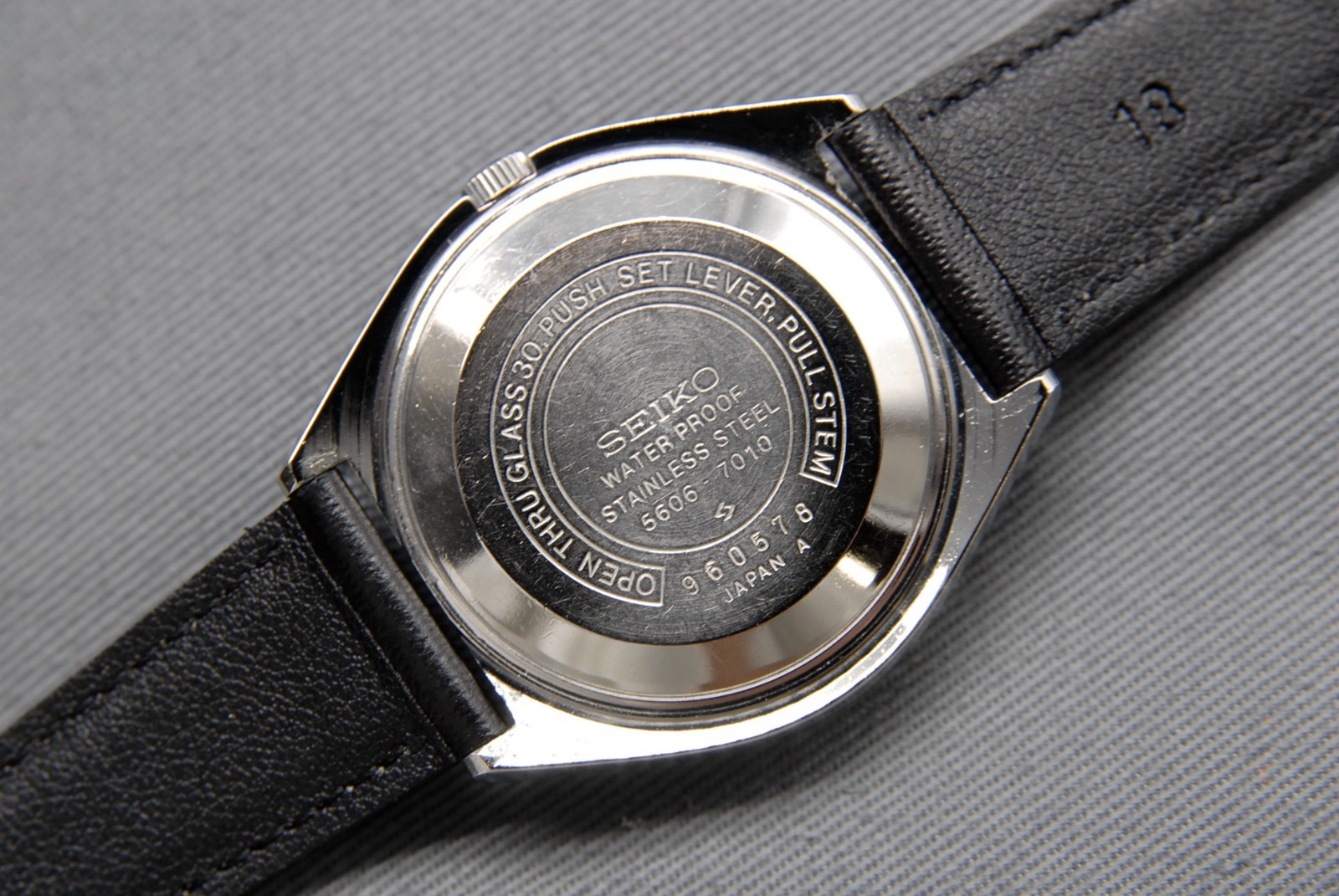 Vintage 1969 [N MINT] SEIKO Lord Matic 5606-7010 35mm Blue Day/Date AT Men Watch